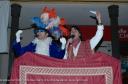 Cantando el Himno del Carnaval